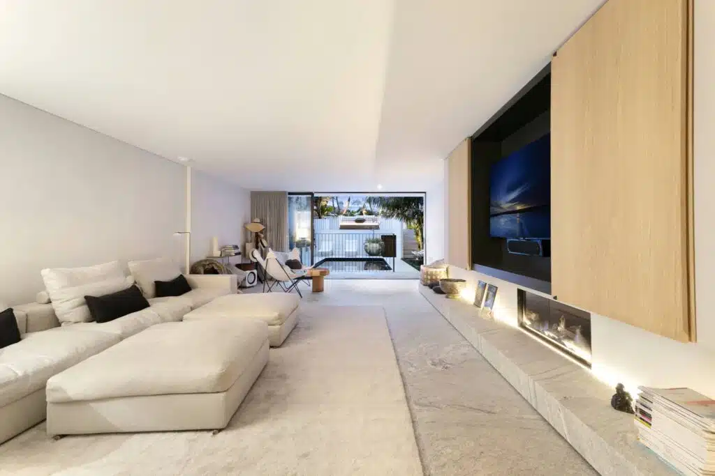 Home Theatre